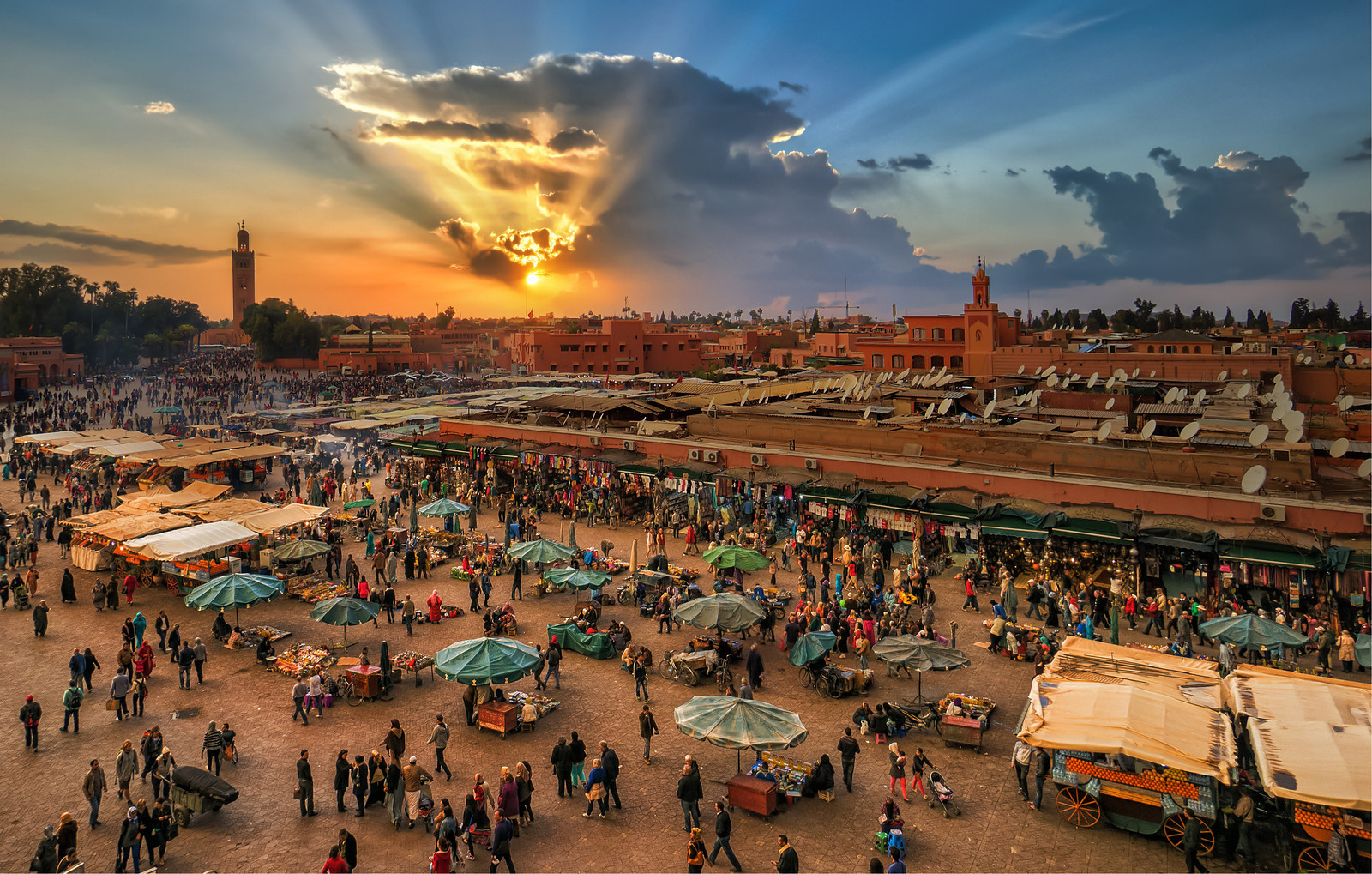 Circuito de 9 Días desde Casablanca de fez via al Desierto y Merzouga